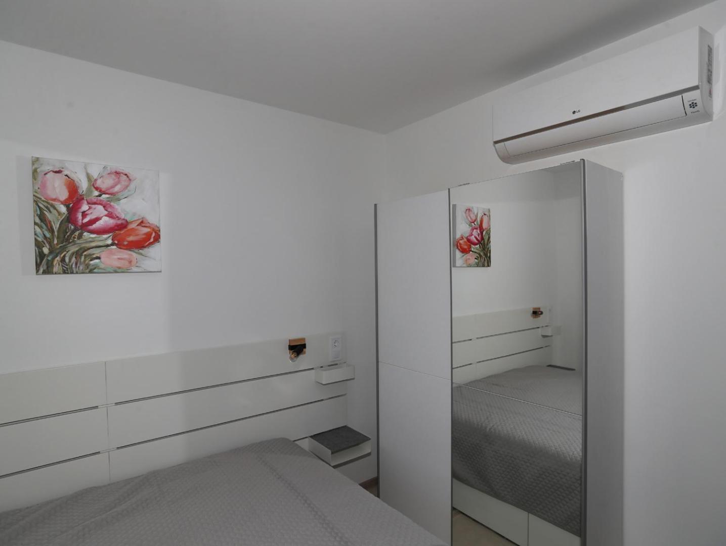 Four Flowers Apartman Siofok Exterior photo