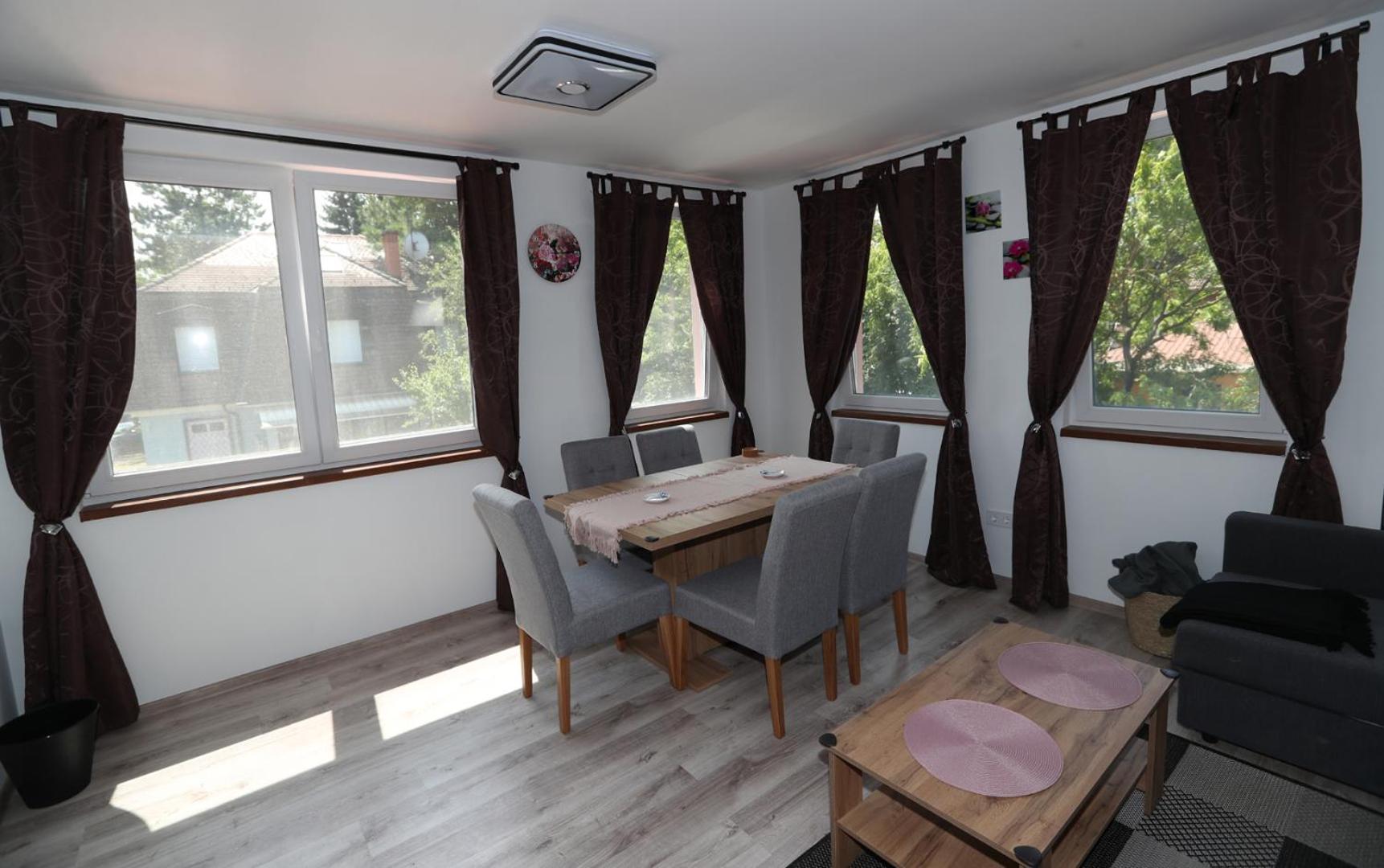 Four Flowers Apartman Siofok Exterior photo